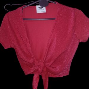 Remera con lazo regulable