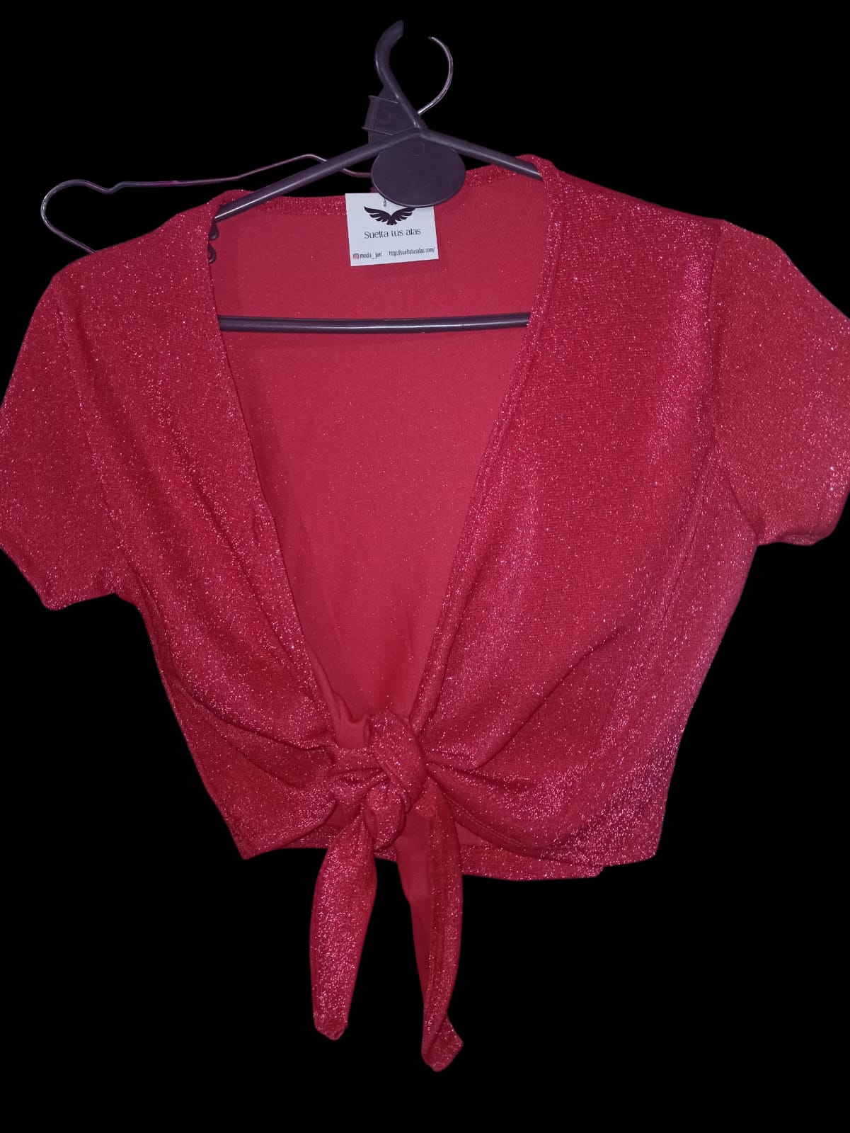 Remera con lazo regulable