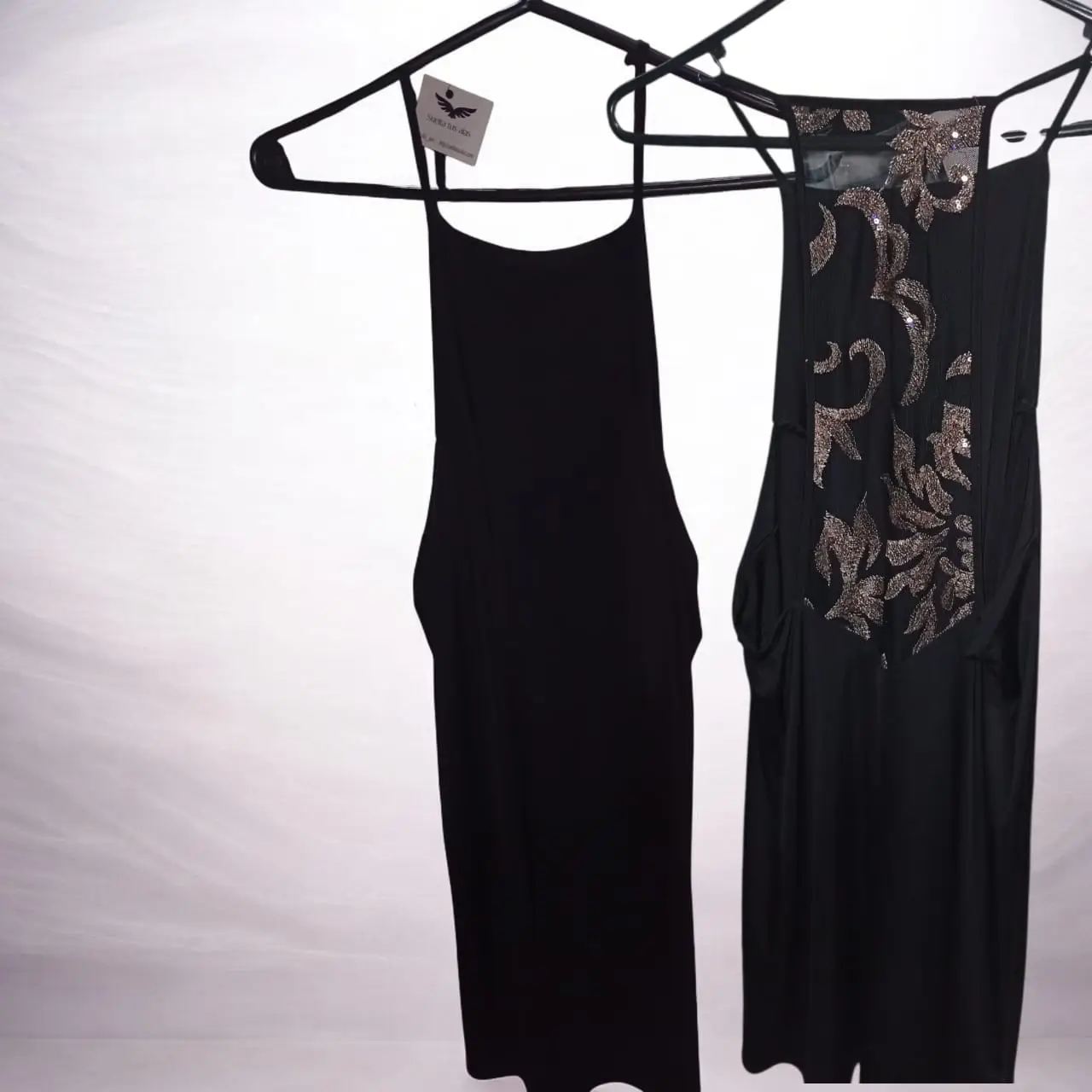 Vestido de modal de seda con espalda con Diseño en tull